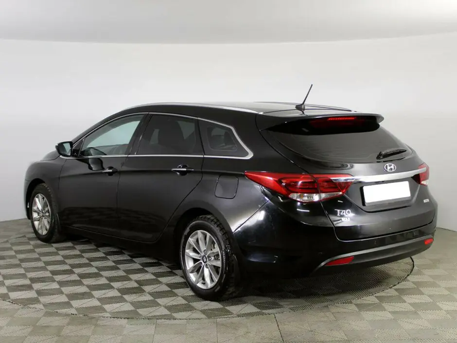 «Авто на Неве»