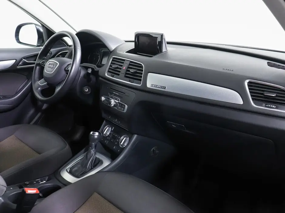 «Авто на Неве»