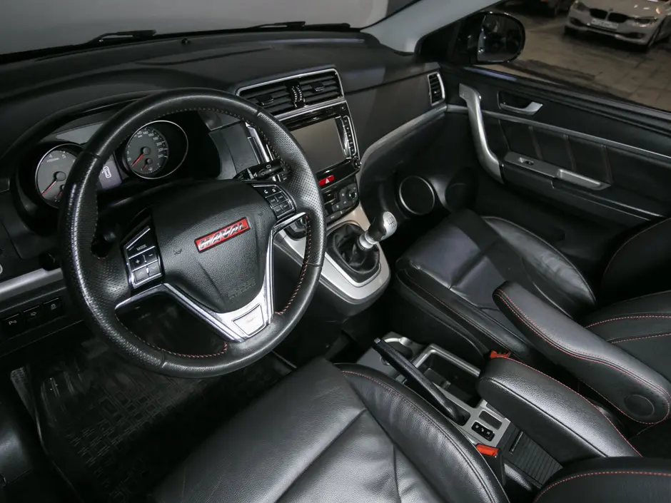 «Авто на Неве»