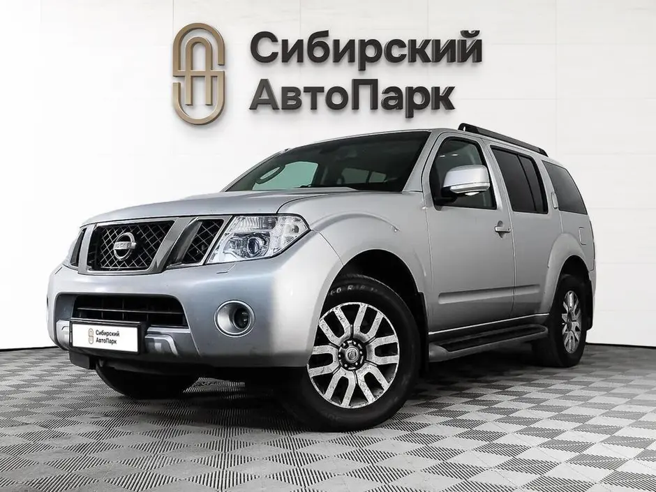 Nissan Pathfinder, 2011 г.