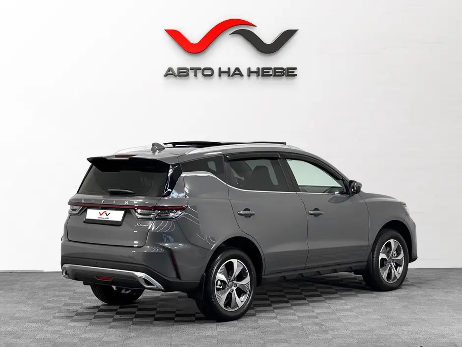 «Авто на Неве»