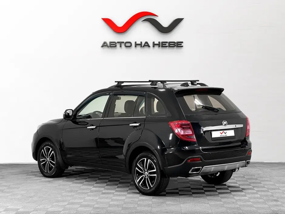 «Авто на Неве»