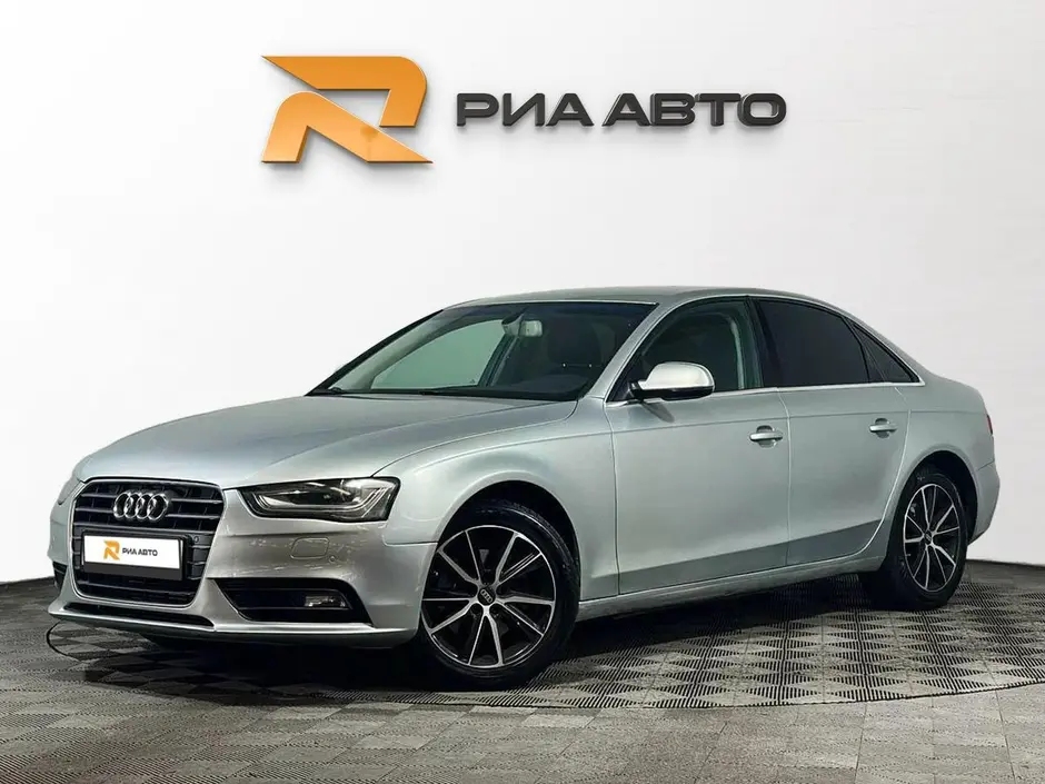Audi A4, 2012 г.