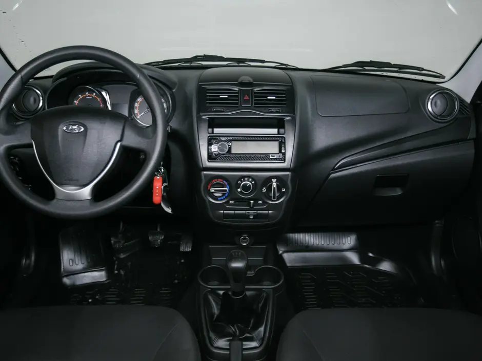 «Авто на Неве»