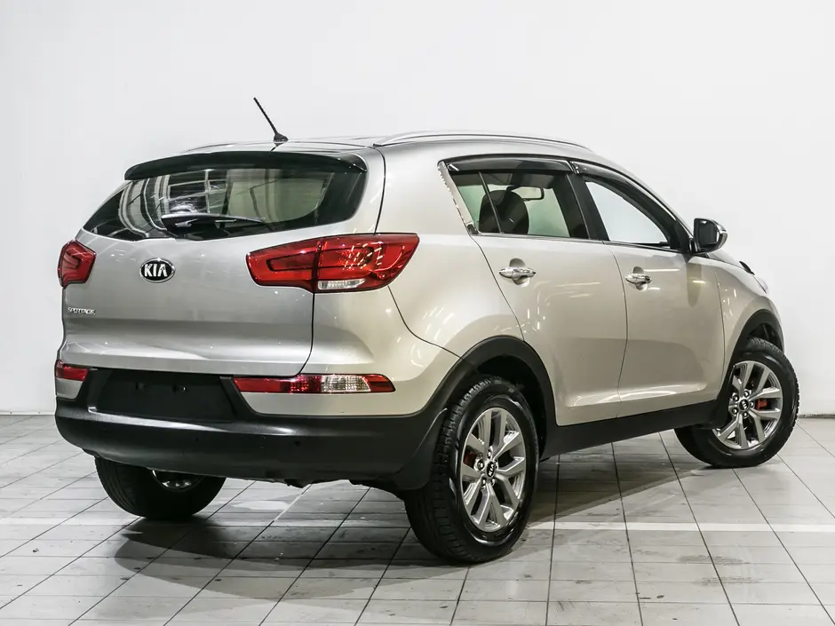 «Авто на Неве»