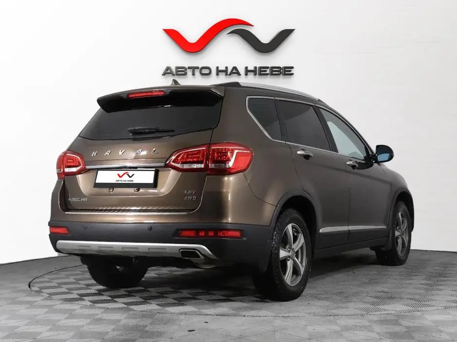 «Авто на Неве»