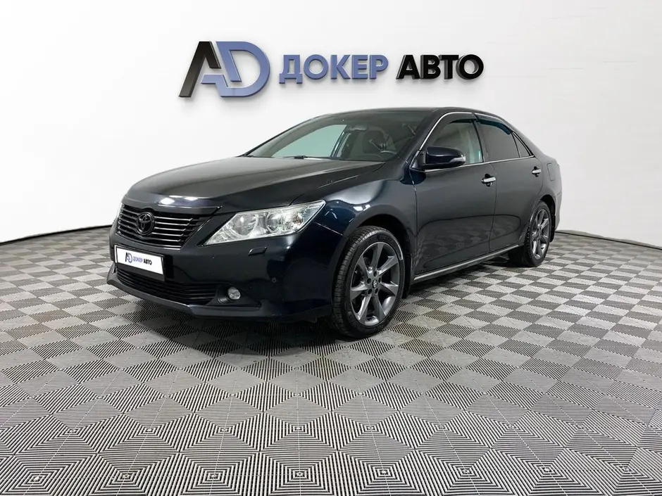 Toyota Camry, 2012 г.