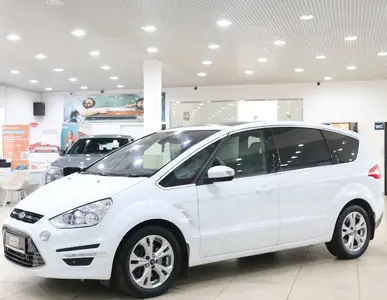 Ford S-MAX
