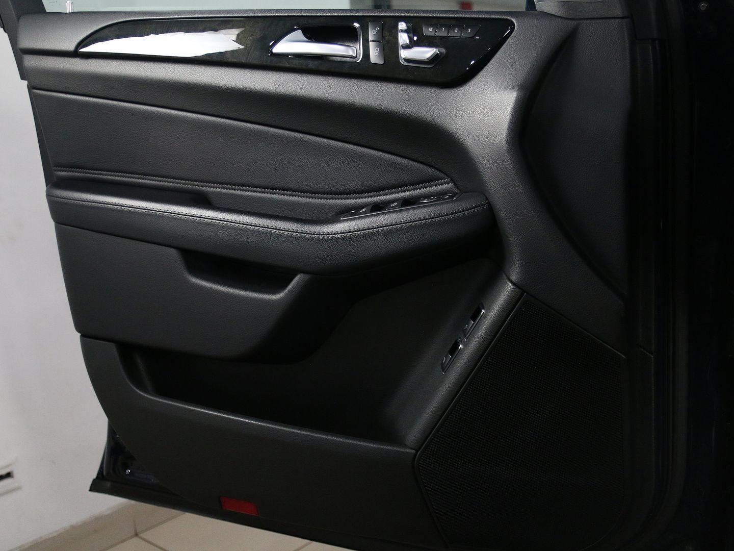 фото автомобиля 11