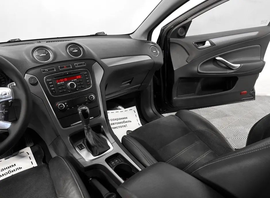 «Авто на Неве»