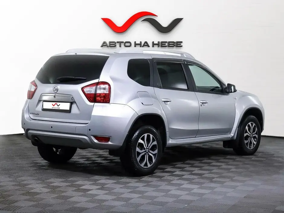 «Авто на Неве»