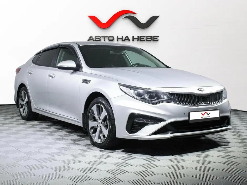 «Авто на Неве»