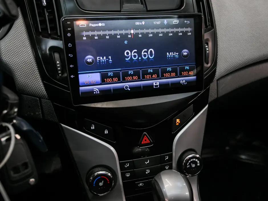 «Авто на Неве»