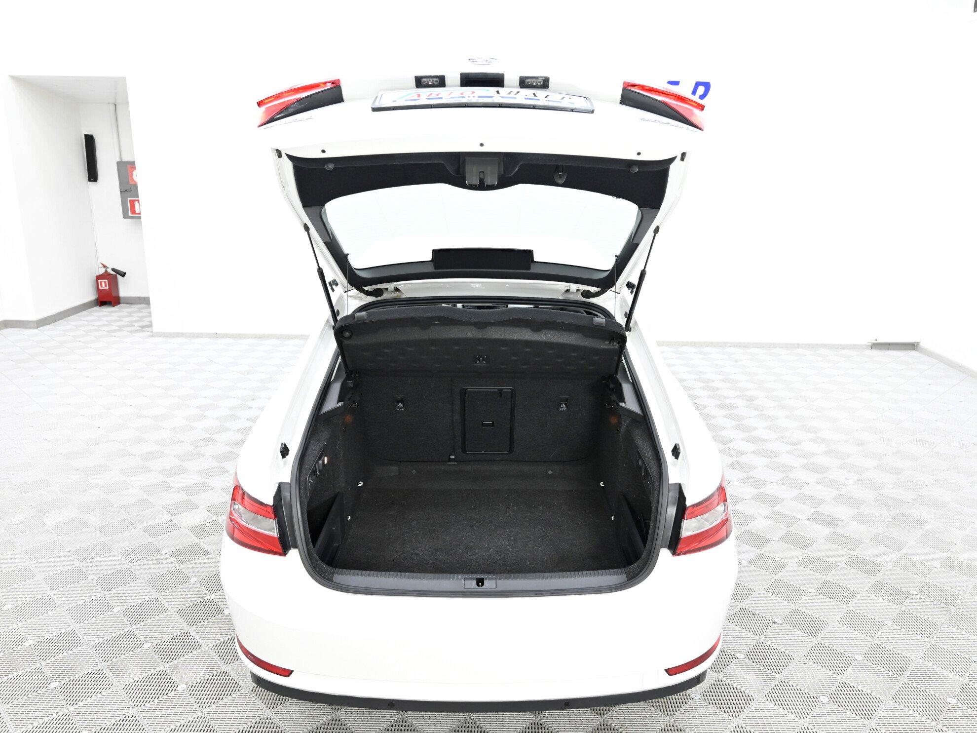 фото автомобиля 10