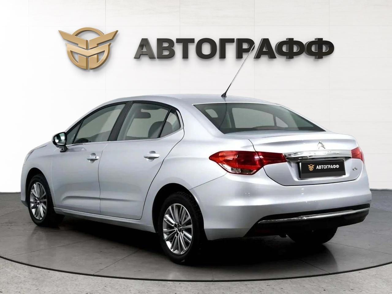 фото автомобиля 3