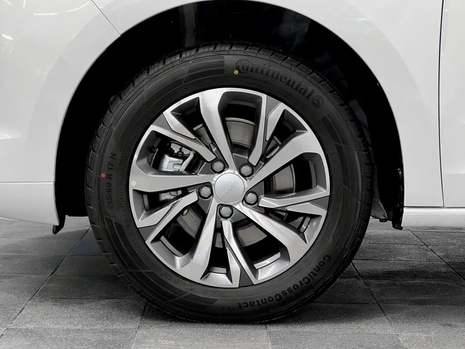 «Авто на Неве»