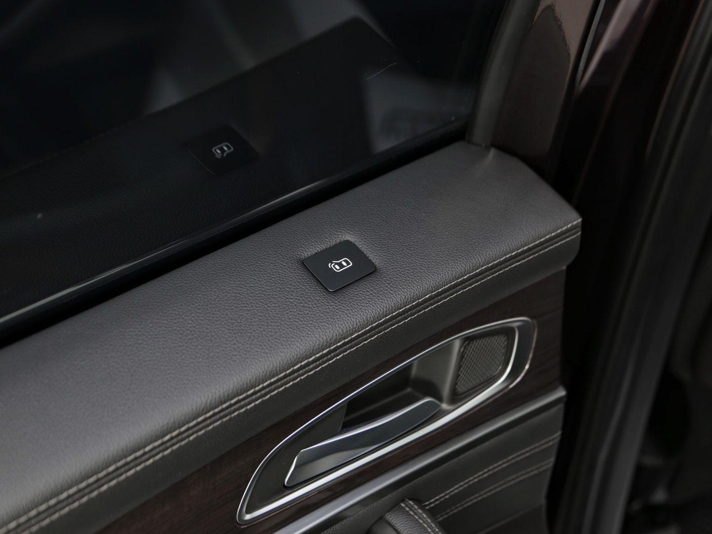 фото автомобиля 12