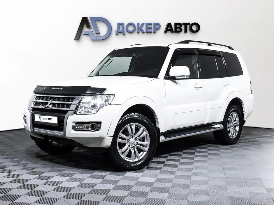 Mitsubishi Pajero, 2016 г.
