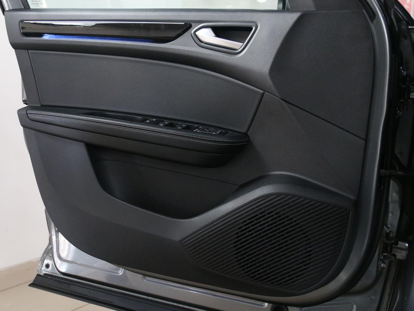 фото автомобиля 7