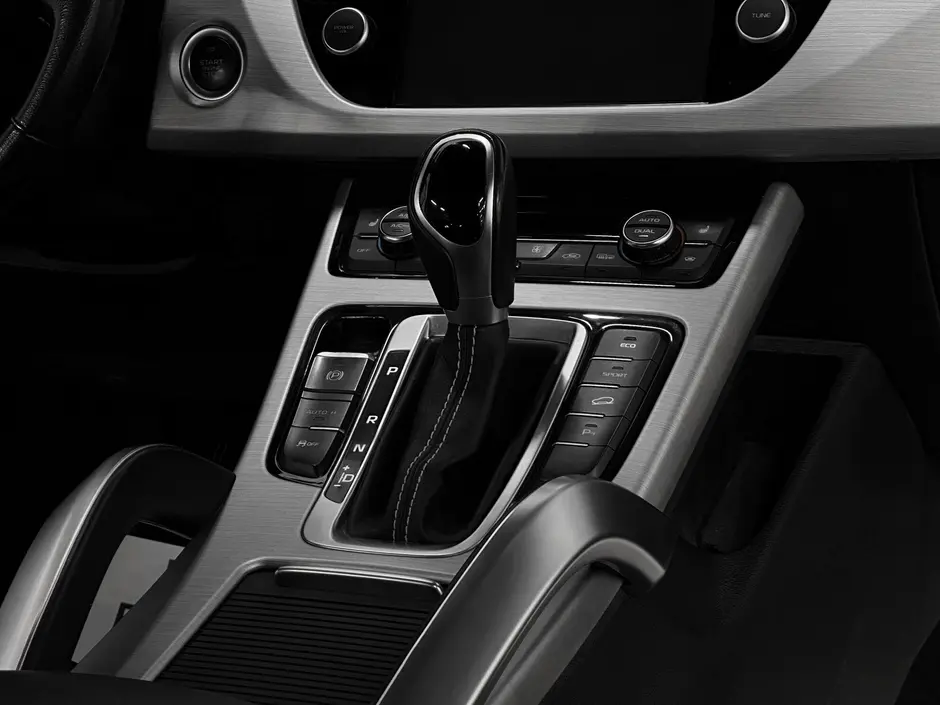 «Авто на Неве»