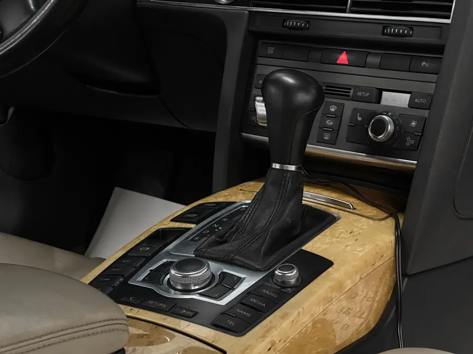 «Авто на Неве»