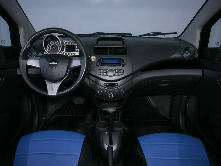 «Авто на Неве»