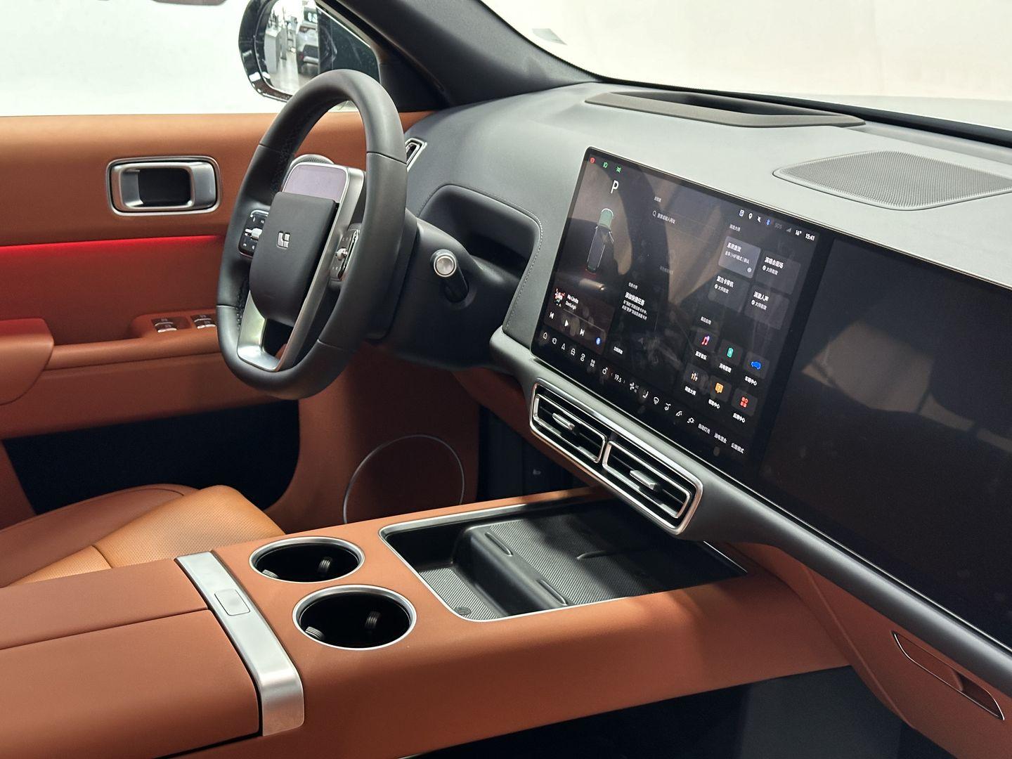 фото автомобиля 12