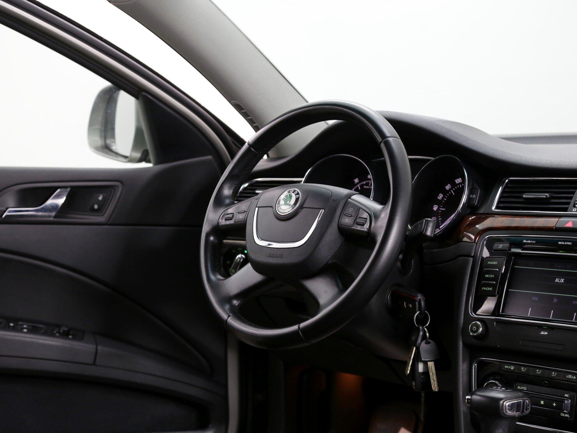фото автомобиля 7