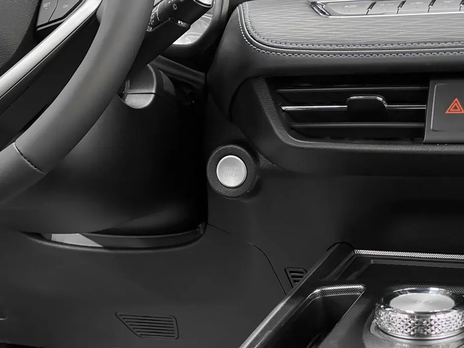 «Авто на Неве»