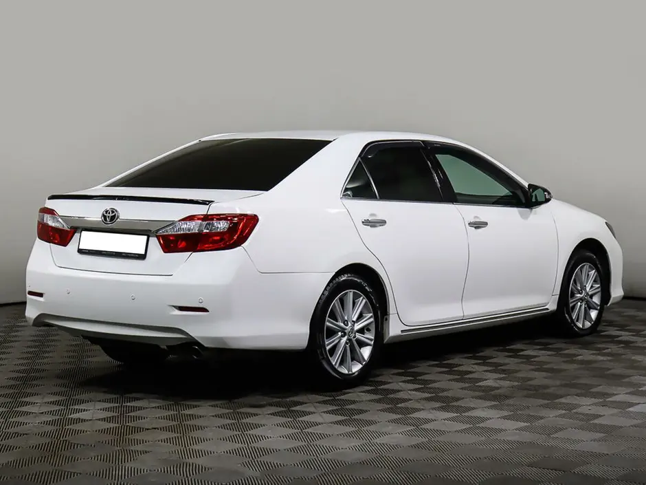 «Авто на Неве»