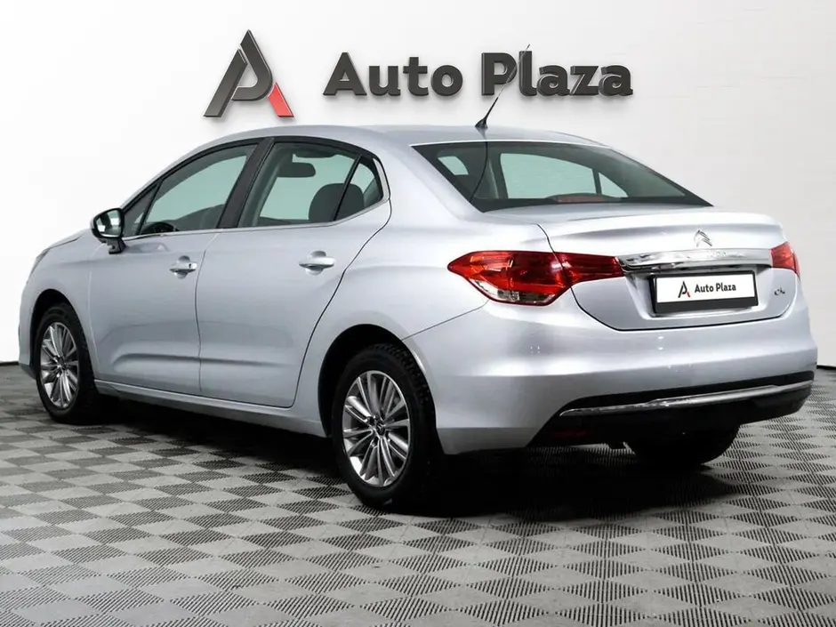 AutoPlaza