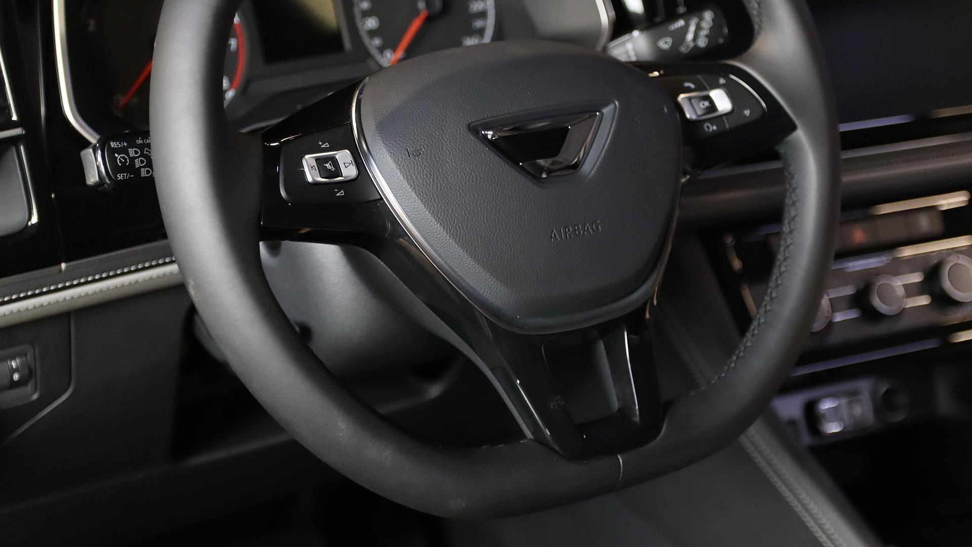 фото автомобиля 10