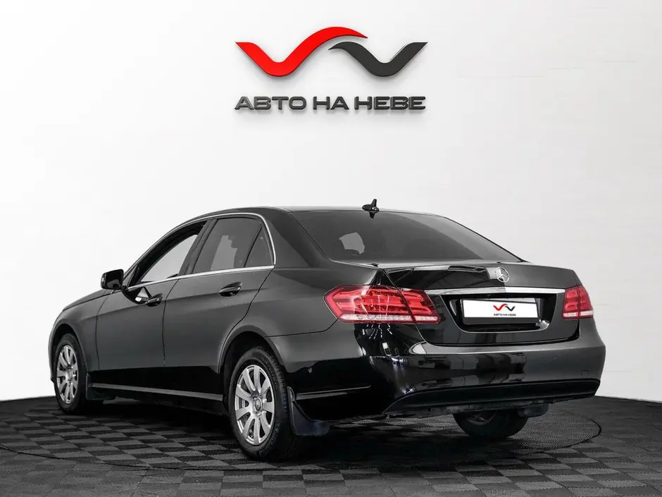 «Авто на Неве»