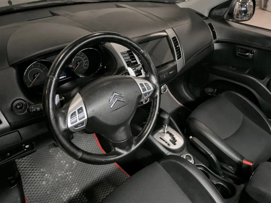 «Авто на Неве»