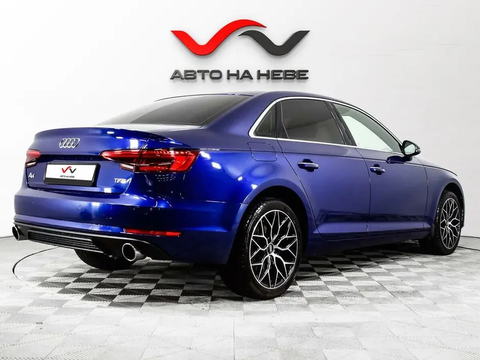 «Авто на Неве»