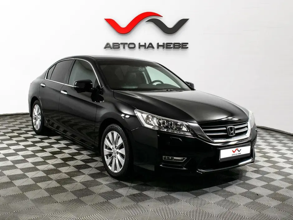 «Авто на Неве»