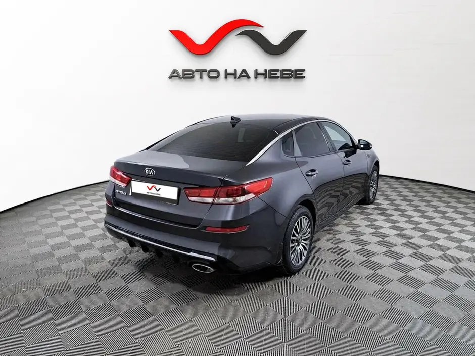 «Авто на Неве»