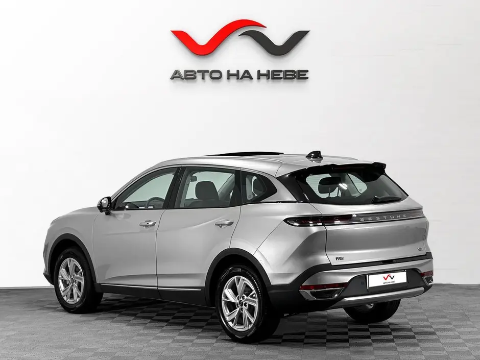 «Авто на Неве»