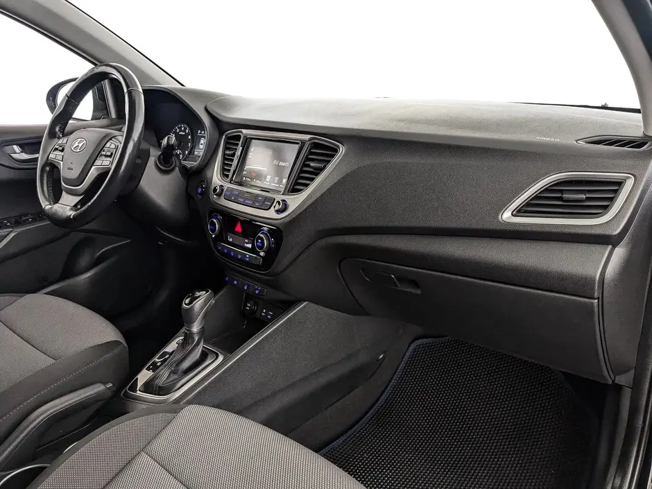 «Авто на Неве»