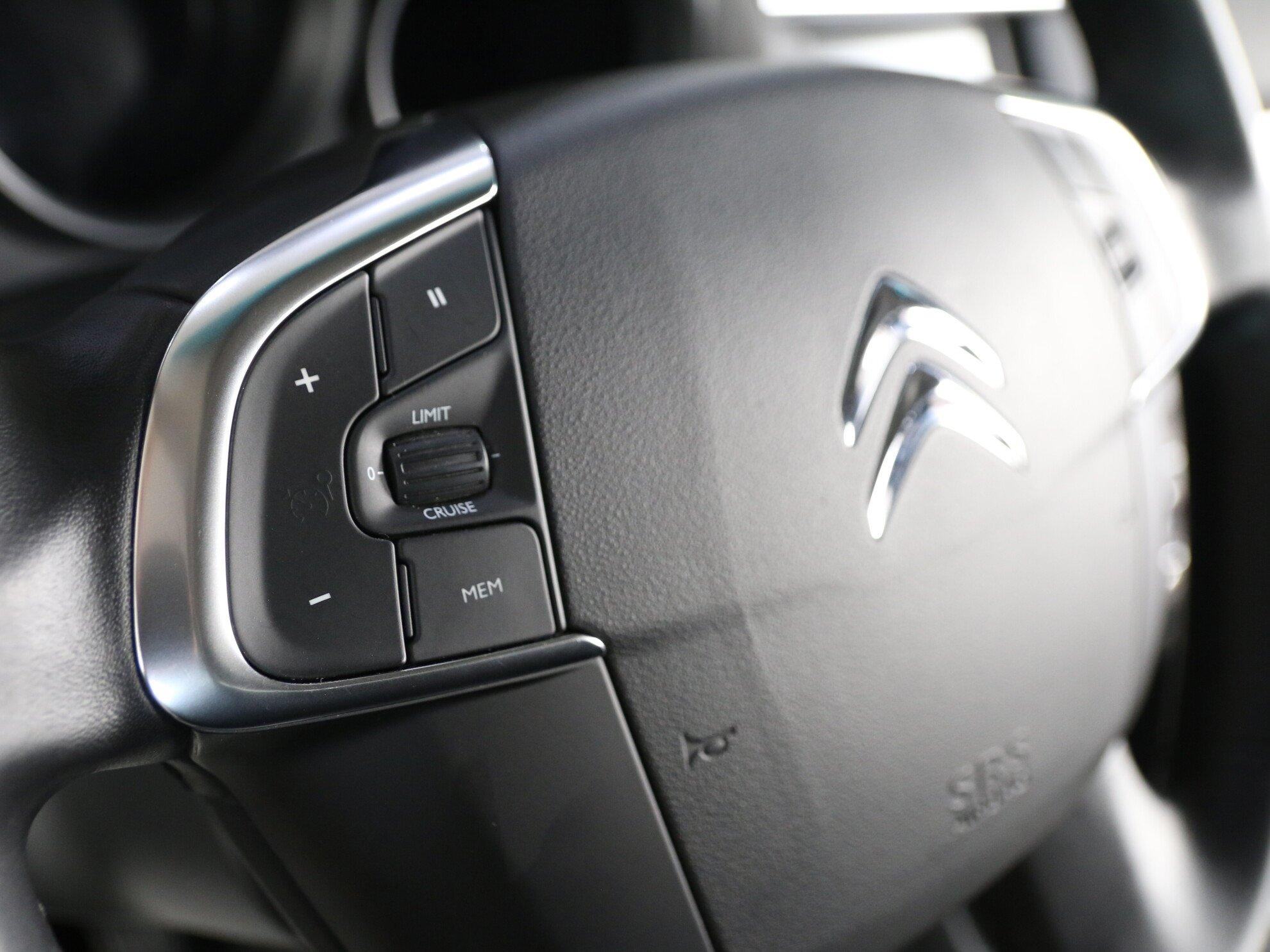 фото автомобиля 9