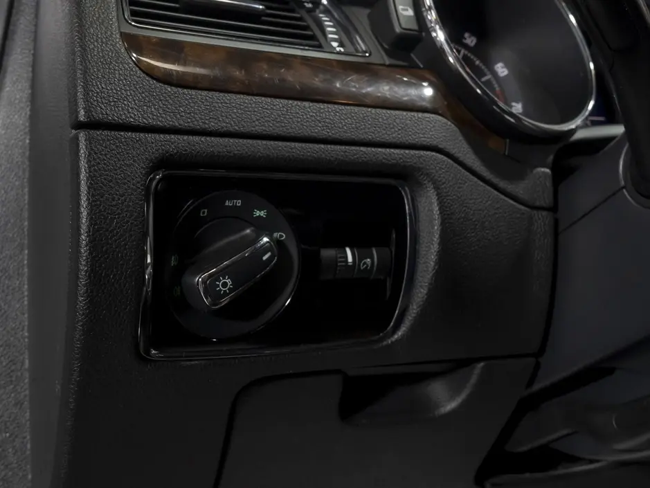 «Авто на Неве»