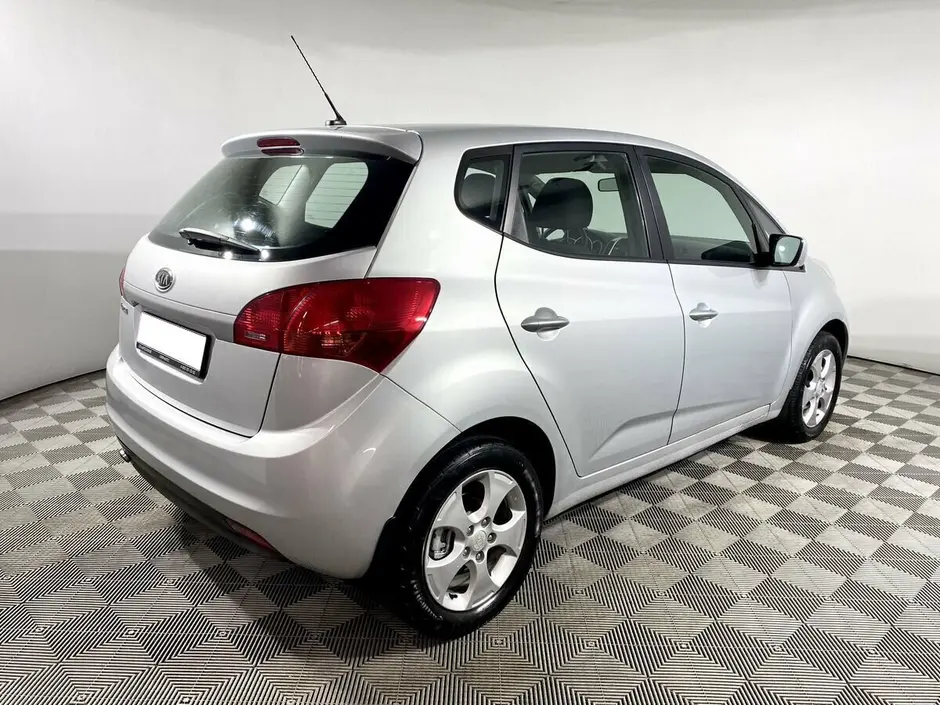 «Авто на Неве»