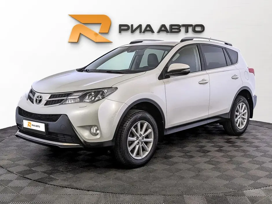 Toyota RAV4, 2014 г.