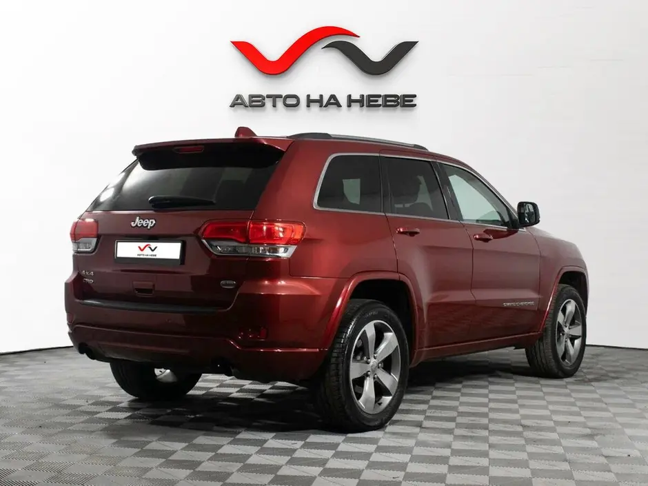 «Авто на Неве»