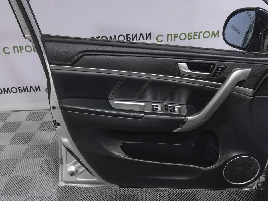 «Авто на Неве»