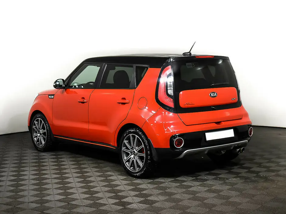 «Авто на Неве»