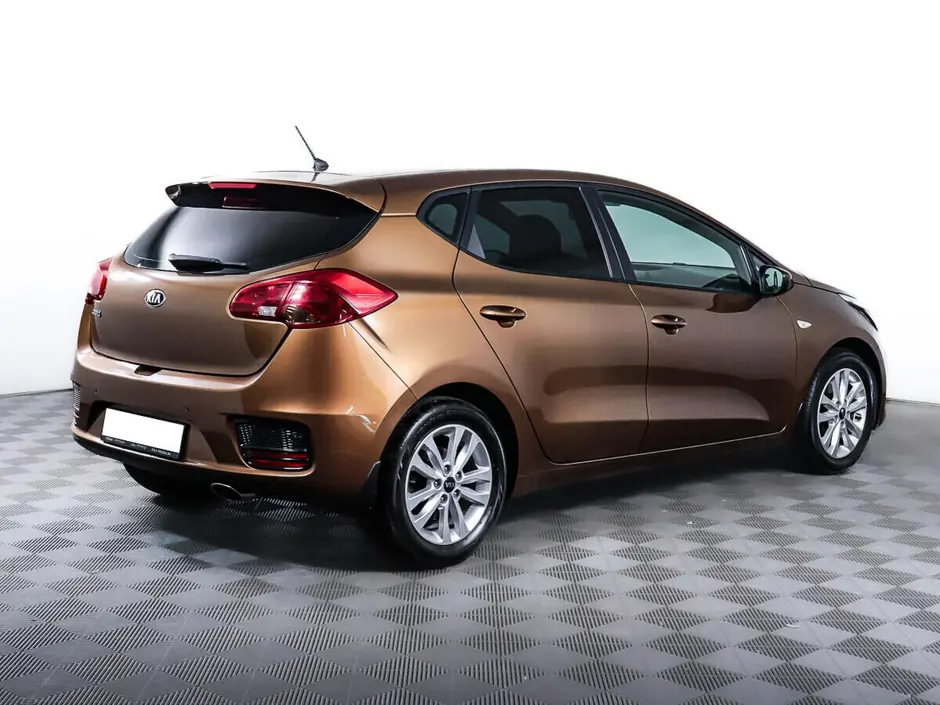 «Авто на Неве»