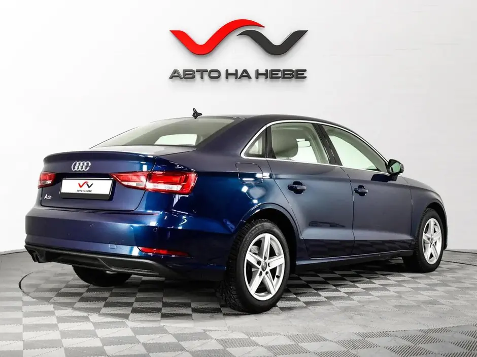 «Авто на Неве»