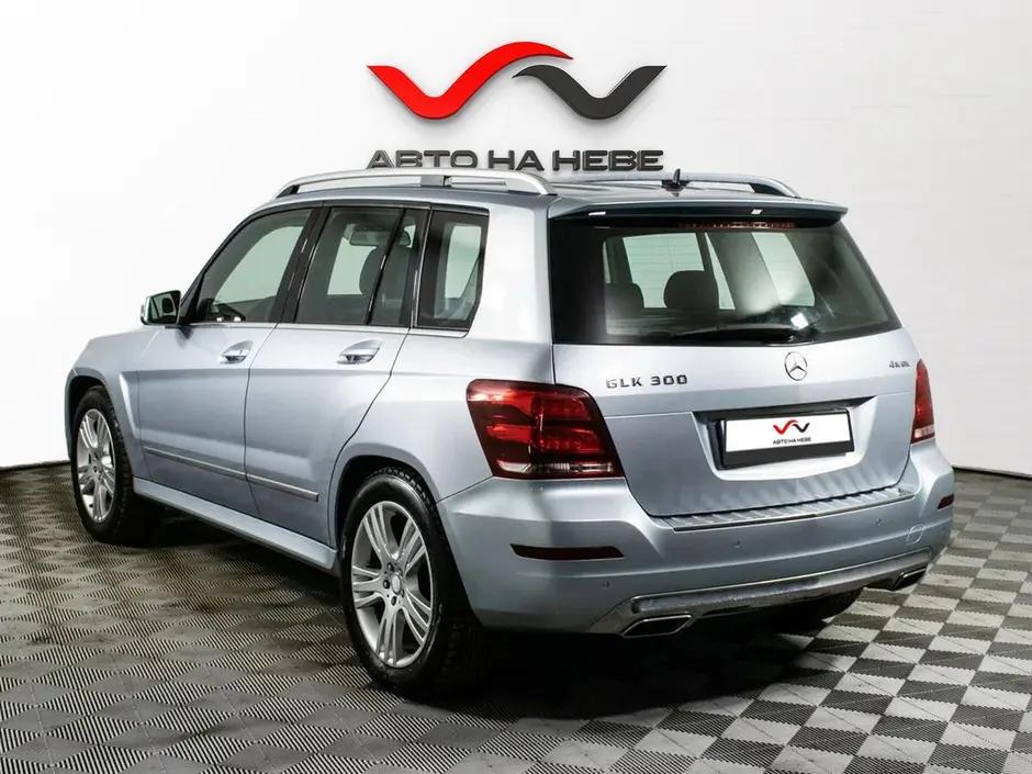 «Авто на Неве»