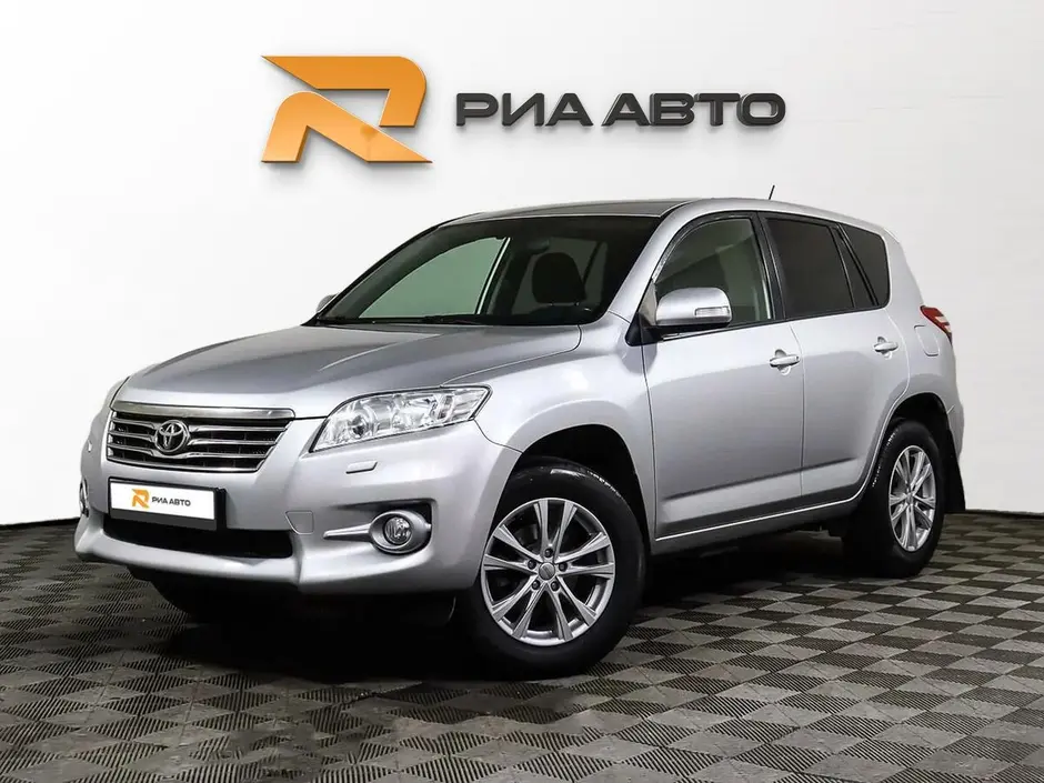 Toyota RAV4, 2010 г.